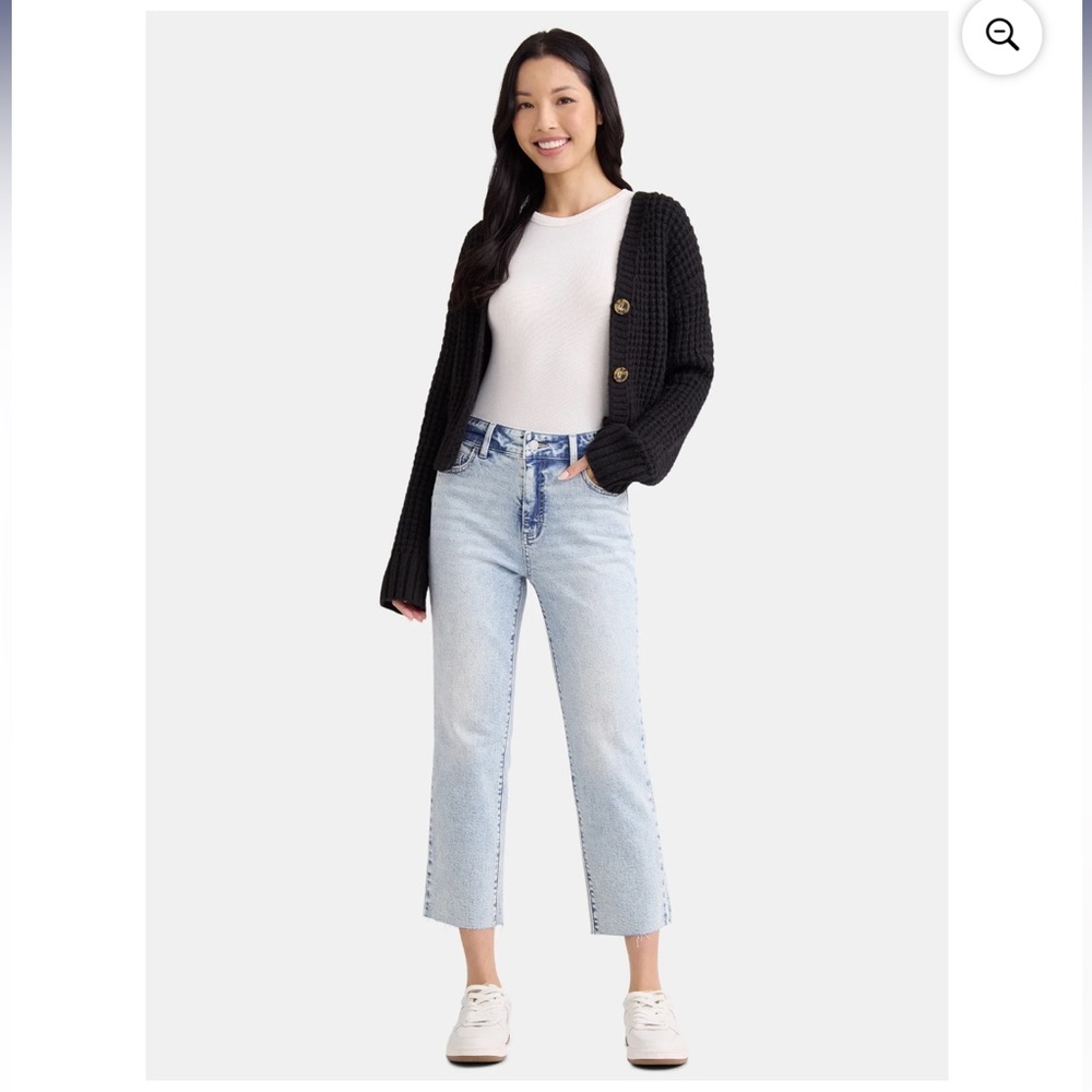 Time and Tru Light Wash Denim Jeans